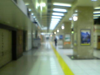 東京駅・午前0時30分